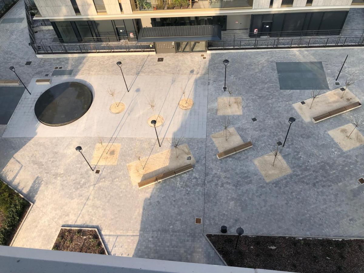 Loft With Terrace In Uptown Milan Near Rho Fiera Apartman Pero Kültér fotó